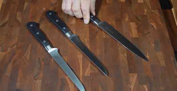 Should I Get a Boning Knife with a Flexible or Semi-Stiff Blade