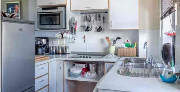 Options To Consider When Decorating Above Kitchen Cabinets